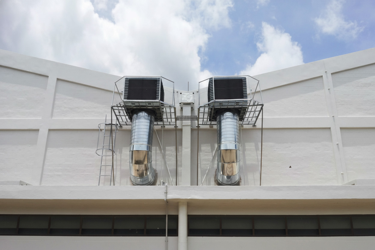 เครื่องทำลมเย็น เหมาะกับโรงงานหรือไม่?